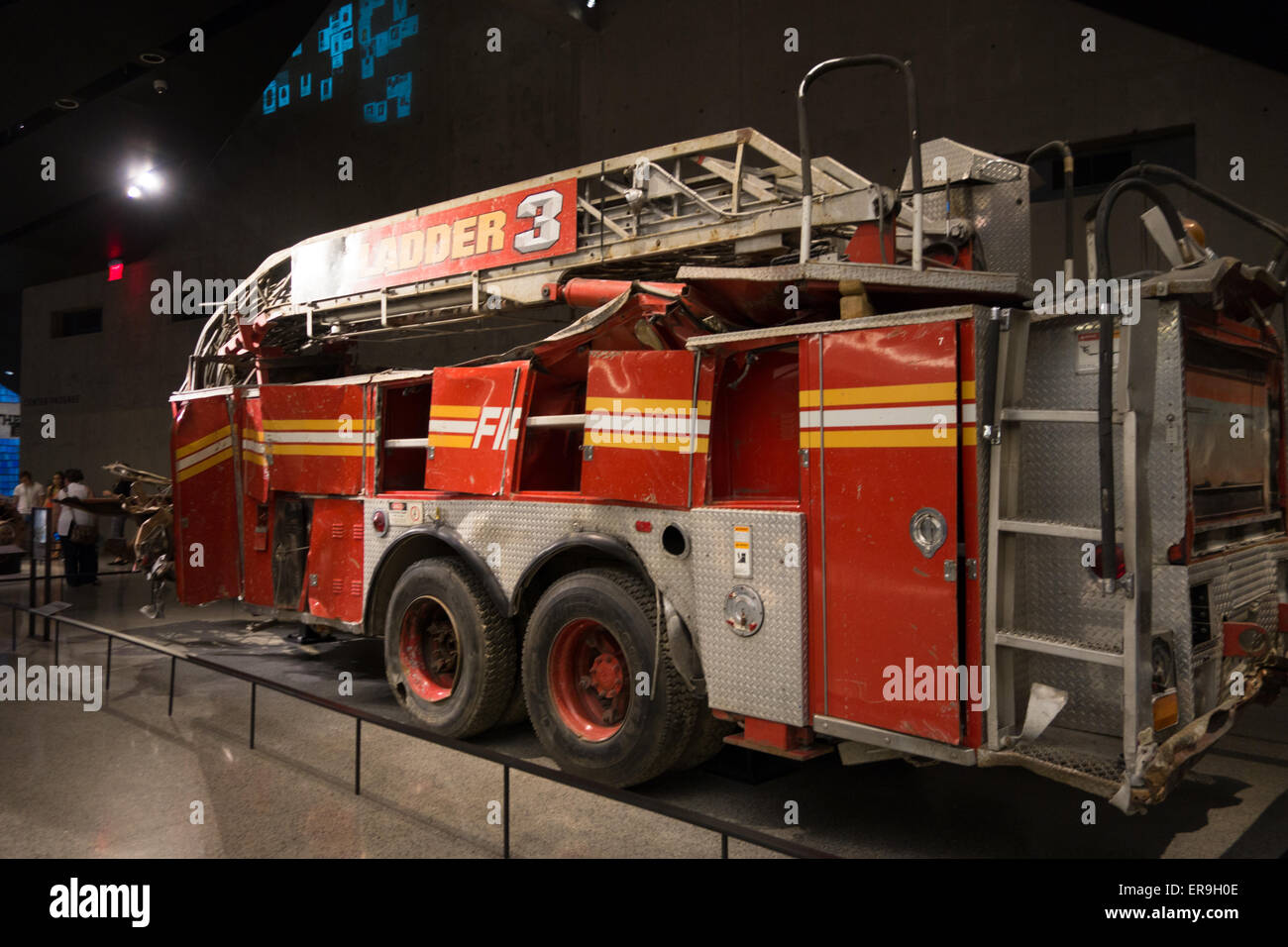 11 septembre National Memorial & Museum, pompiers de l'entreprise 3 de l'échelle de Ground Zero, New York, New York USA Banque D'Images