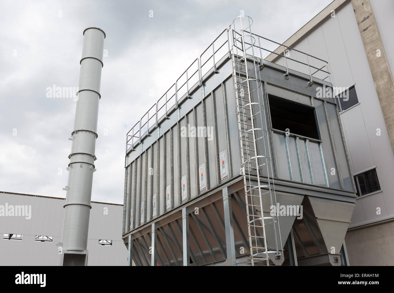 La deuxième usine de Sofia (déchets organiques des déchets végétaux, les déchets à l'énergie, de l'usine d'incinération, compostage, mise en décharge, le recyclage, c'andain Banque D'Images