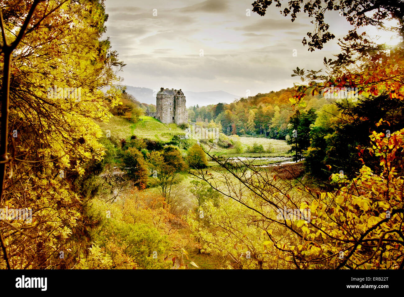 Collection automne couleurs à Neidpath Castle Peebles, Scottish Borders, Scotland Banque D'Images