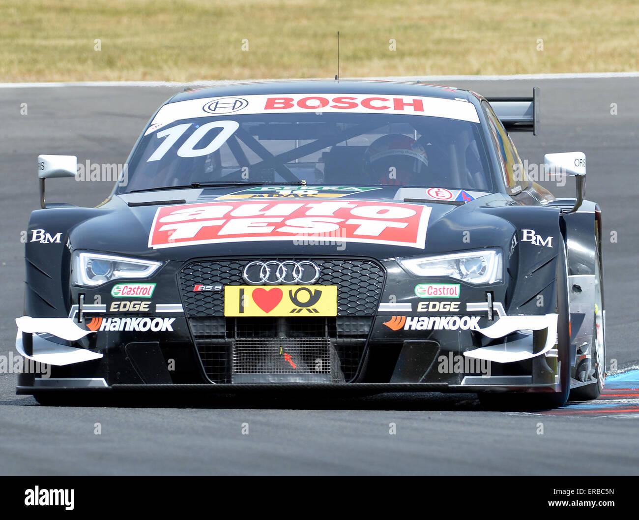 Klettwitz, Allemagne. 31 mai, 2015. Timo Scheider d'Allemagne (Audi Sport Team Phoenix) en action dans son Audi RS5 voiture de course pendant le DTM - Deutsche Tourenwagen Masters (Masters allemand de voitures de tourisme) race sur le Lausitzring à Klettwitz, Allemagne, 31 mai 2015. Dpa : Crédit photo alliance/Alamy Live News Banque D'Images