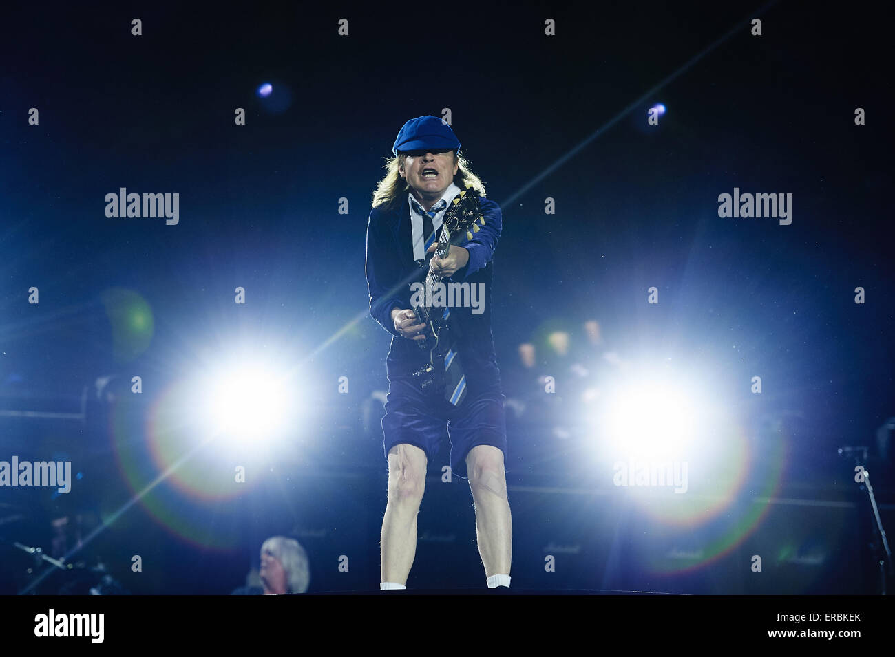 Madrid, Espagne. 31 mai, 2015. Angus Young de AC DC sur scène au stade Vicente Calderon le 31 mai 2015 à Madrid, Espagne. Crédit : Jack Abuin/ZUMA/Alamy Fil Live News Banque D'Images