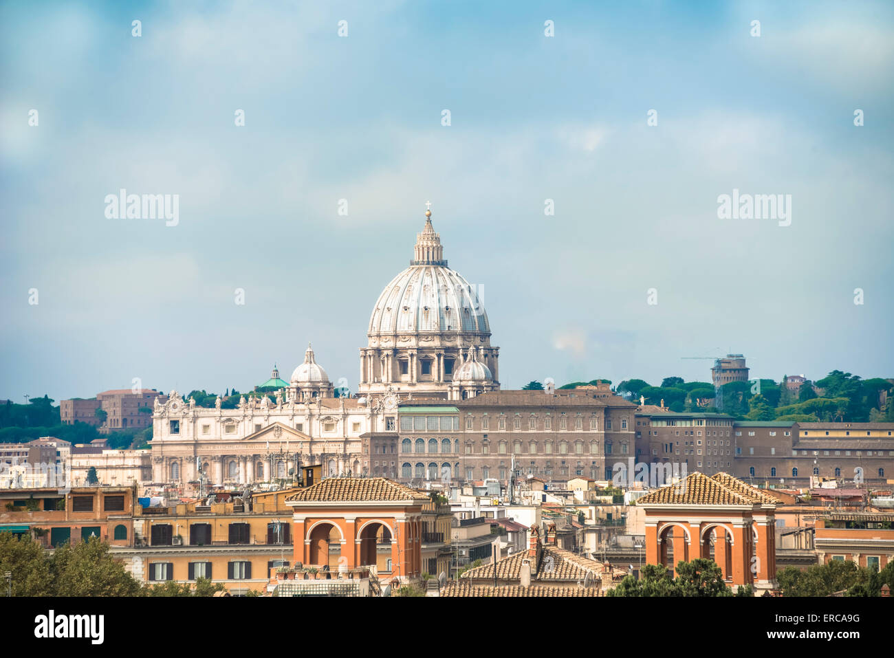 La Basilique St Pierre et des musées du Vatican, Vatican, Rome, Latium, Italie Banque D'Images