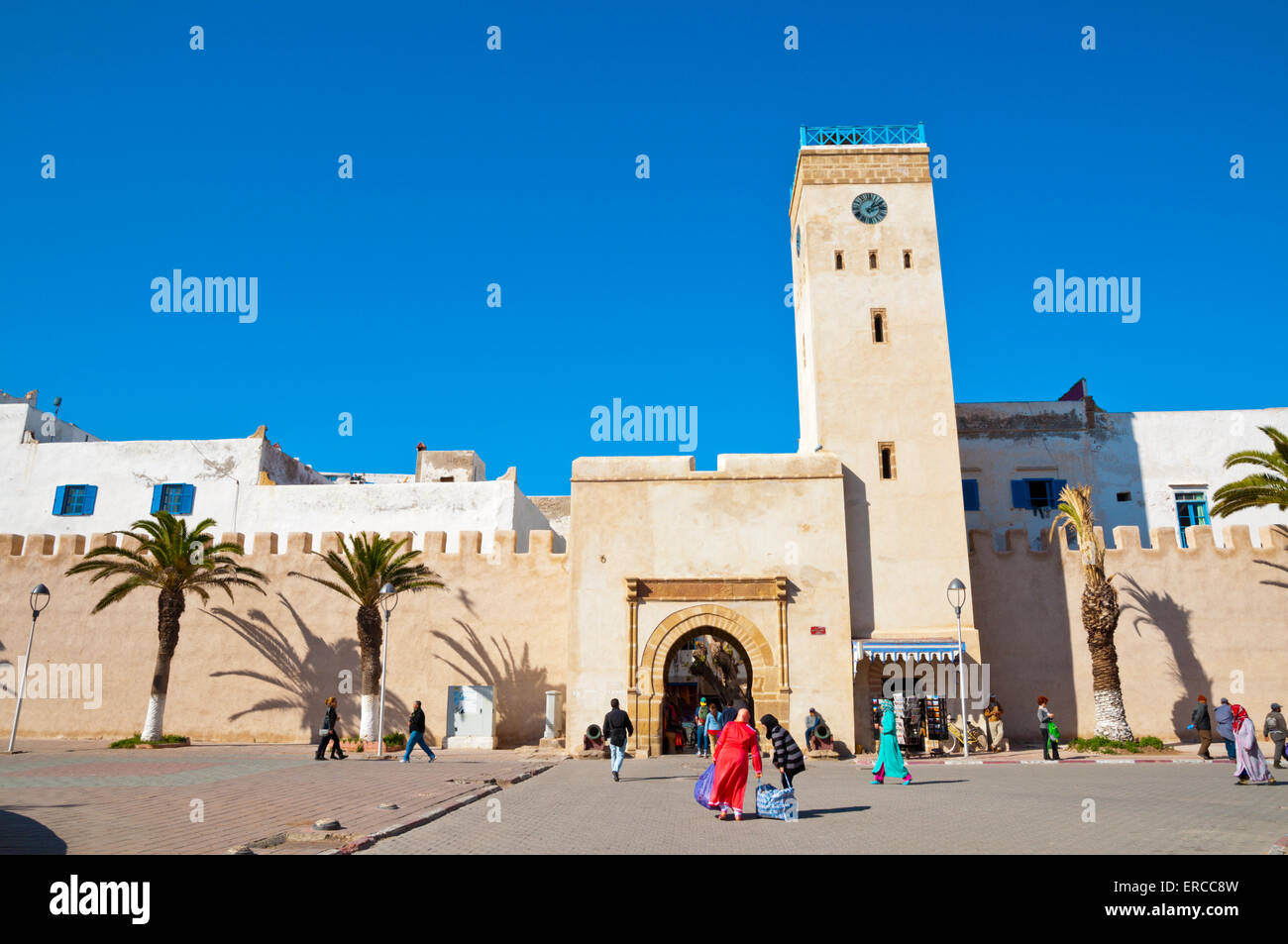 Bab al-Minzah, tour de l'horloge, Medina, Essaouira, Côte Atlantique, Maroc, Afrique du Nord Banque D'Images