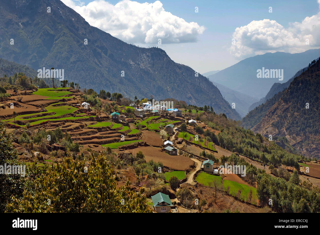 Les terres agricoles près de Lukla dans le district de Solukhumbu du Népal. Banque D'Images