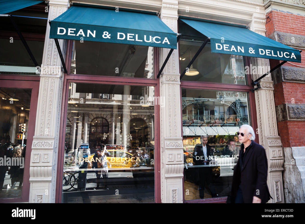 Au Dean & Deluca 560 Broadway, Manhattan, New York. Banque D'Images