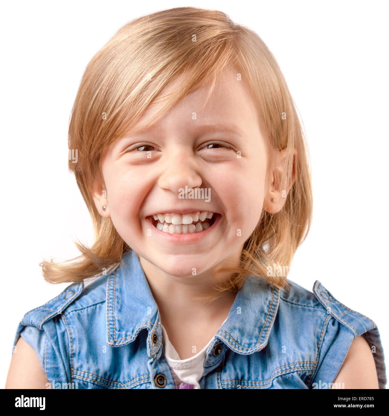 Happy cute girl rire et s'amuser Banque D'Images