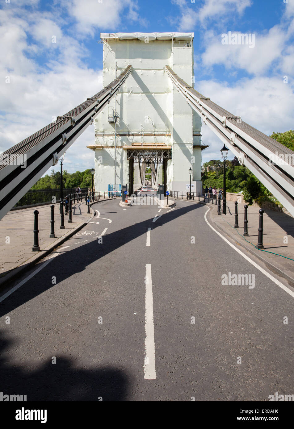 Soutien de l'est tour du pont suspendu de Clifton Bristol UK enveloppé dans du plastique pour les travaux de réparation 2015 Banque D'Images