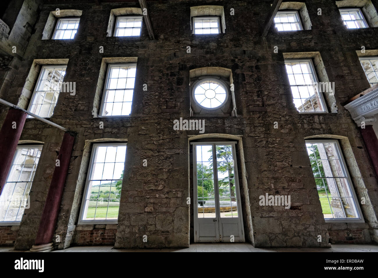 Appuldurcombe House est maintenant un shell, le manoir déserté depuis longtemps abandonné mais maintenant pris en charge par English Heritage. Banque D'Images