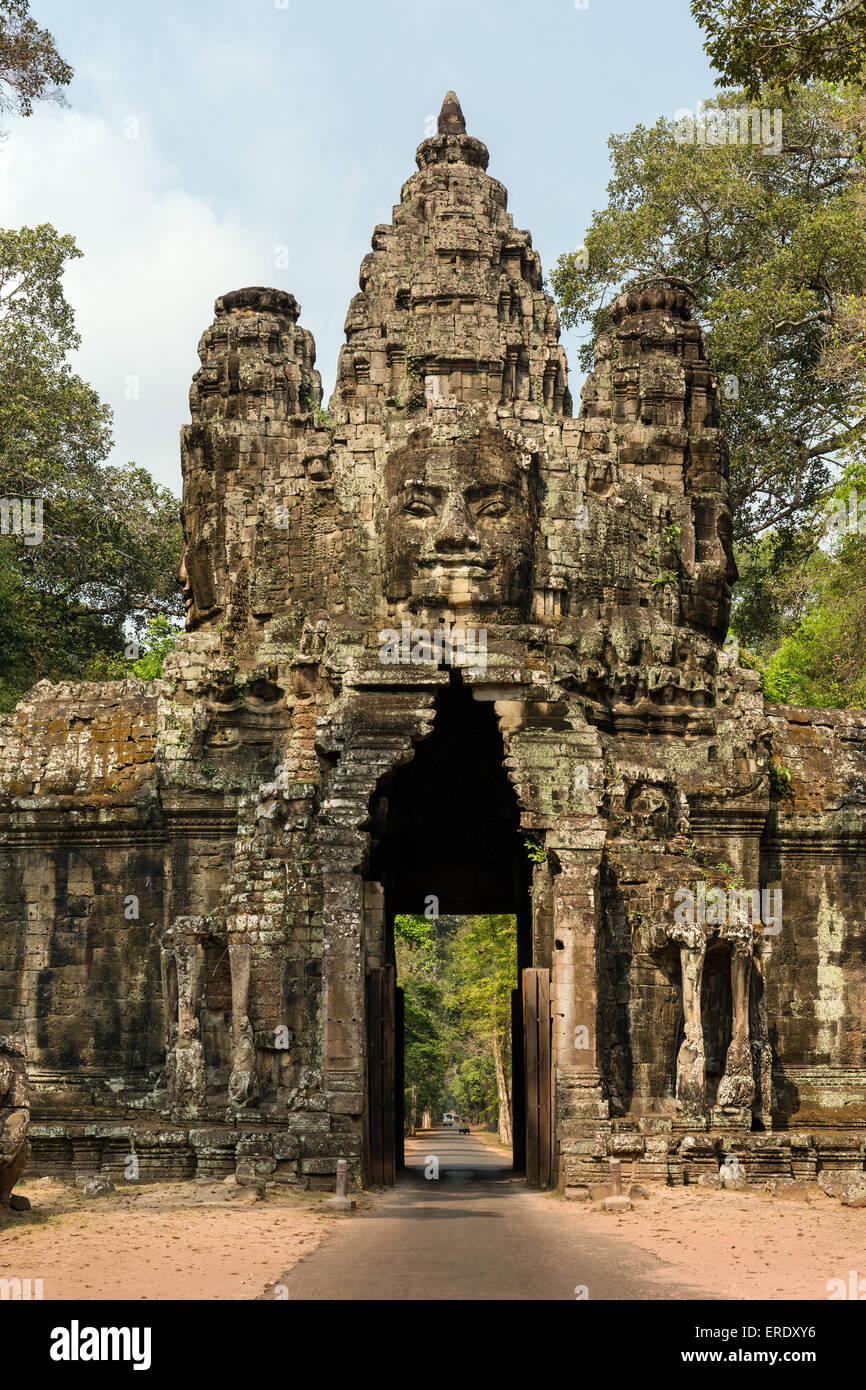 La victoire à l'est d'Angkor Thom, Avalokiteshvara, tour face à l'est vue, Angkor Thom, Siem Reap, Cambodge Banque D'Images