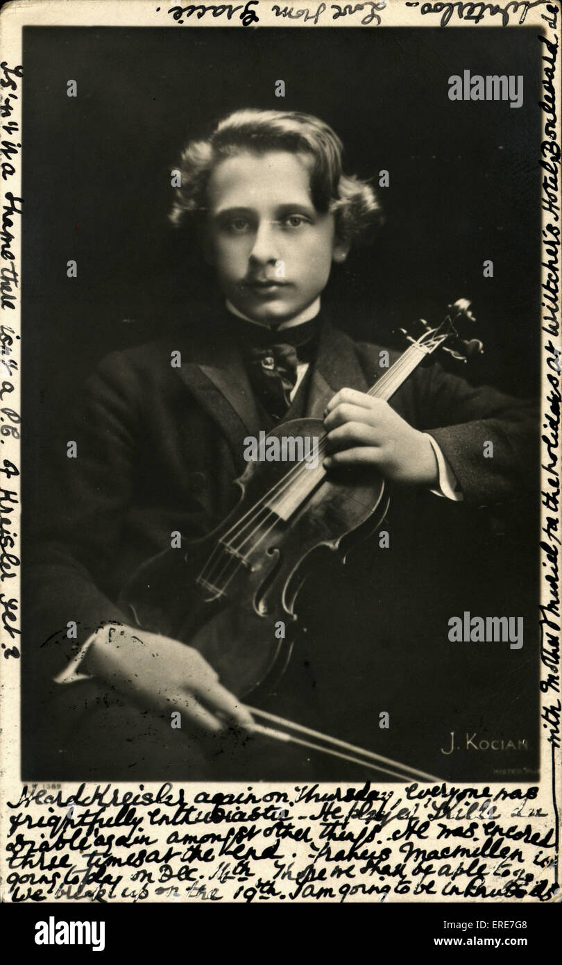 Jaroslav Kocian assis, avec son violon et bow, carte postale. JK : violoniste tchèque, compositeur et enseignant, 22 février 1883 - 8 mars 1950 Banque D'Images