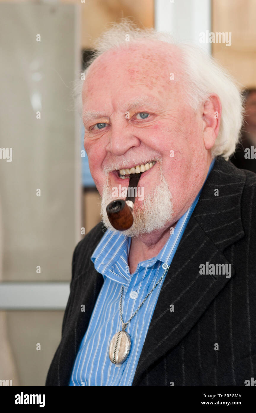 Joss Ackland, au Cheltenham Festival littéraire, 18/10/2009. L'acteur anglais, b. 29 février 1928. Banque D'Images