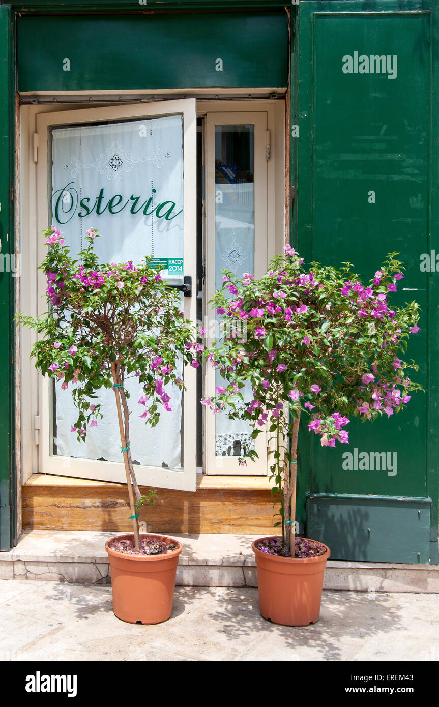 Entrée Osteria, Martina Franca, Puglia (Pouilles), Italie Banque D'Images