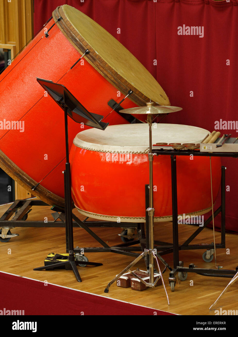 Taiko ou tambours japonais Daiko Banque D'Images