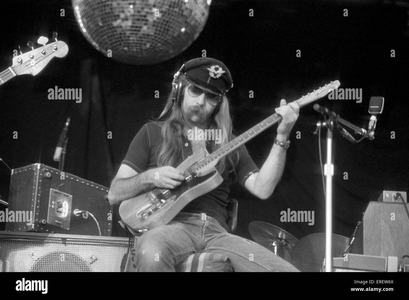 Jeff Baxter 'Skunk' d'effectuer dans le cadre de the Doobie Brothers à