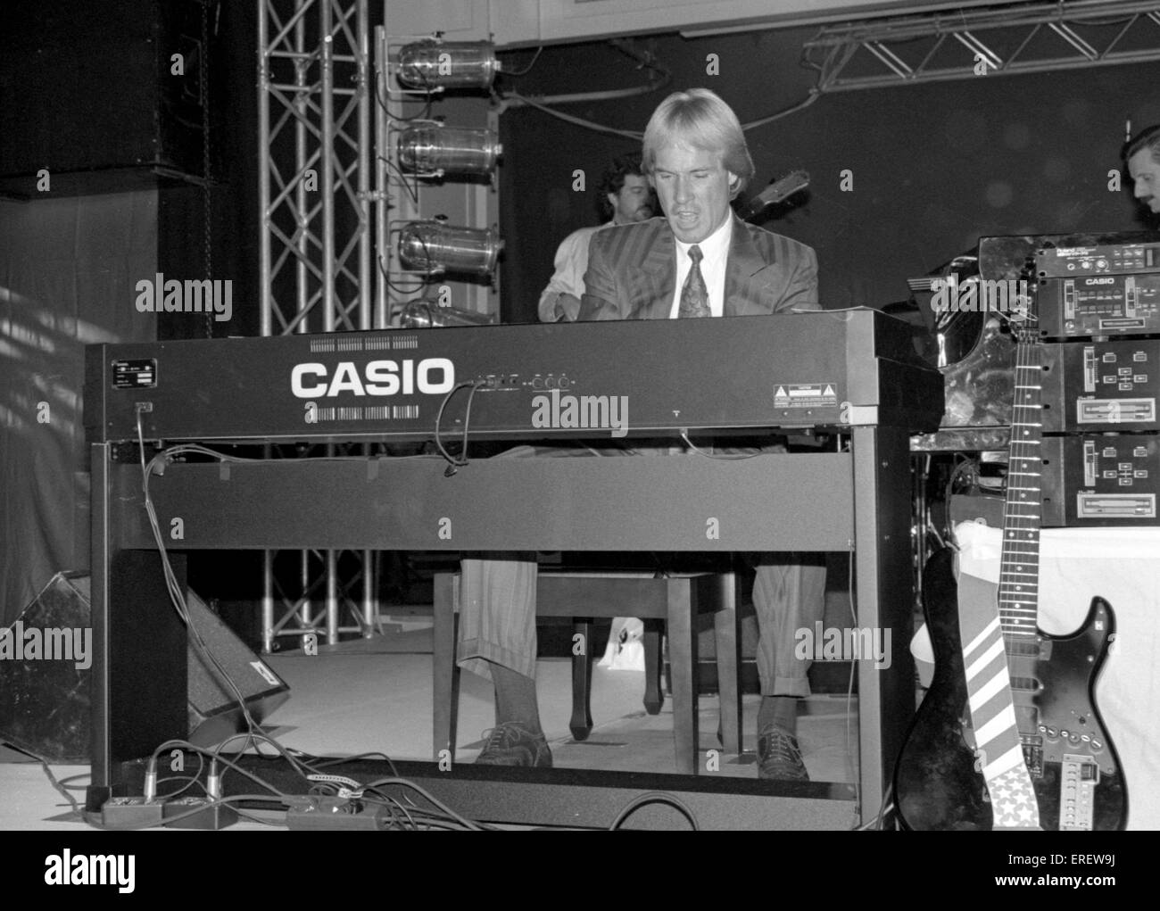 Le pianiste français Richard Clayderman jouant à une fonction privée pendant la salon de Francfort en 1990. Philippe Pagès, né Banque D'Images