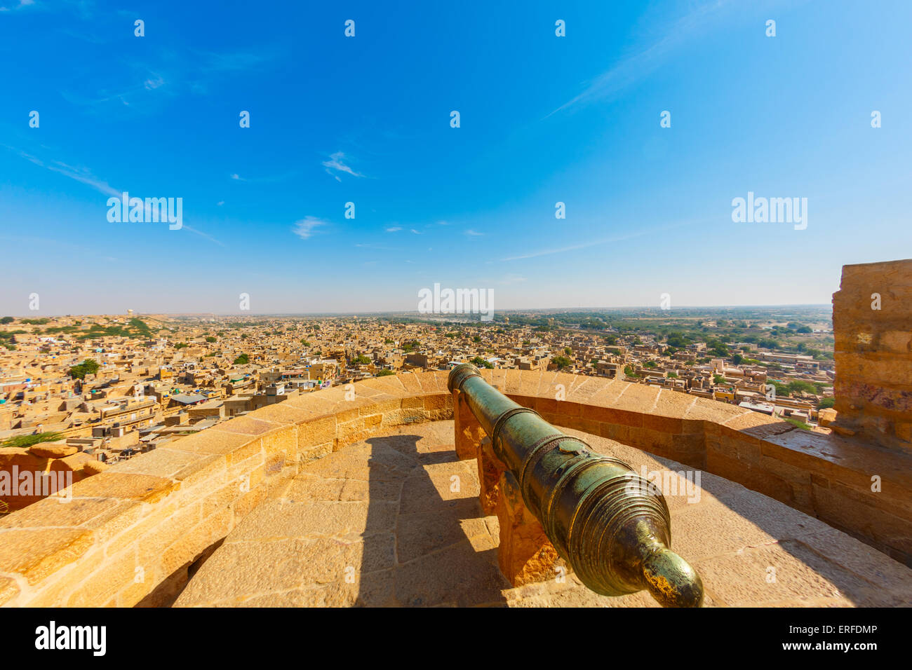 Cannon dans ancienne fort Jaisalmer, Rajasthan, India Banque D'Images