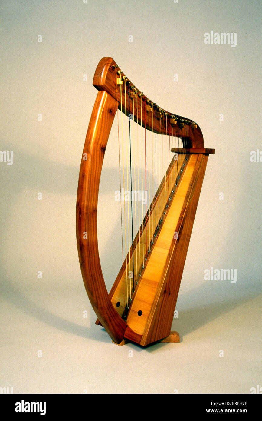 Harpe Celtique irlandais - instrument à cordes Photo Stock - Alamy