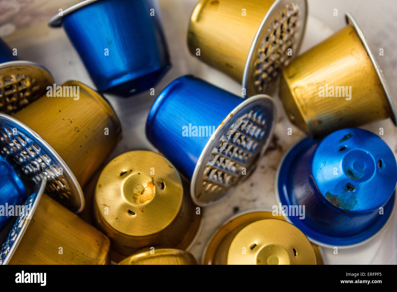 Dépensé ou utilisé des capsules Nespresso vides, des capsules à café, capsules en aluminium, le recyclage des matières premières Banque D'Images
