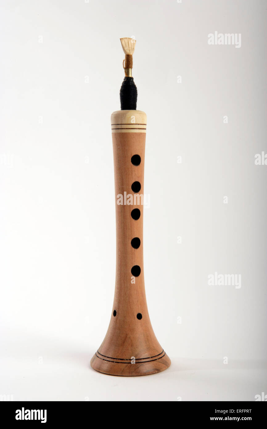 Zurna - double reed bombarde du proche orient, avec alésage conique et ...