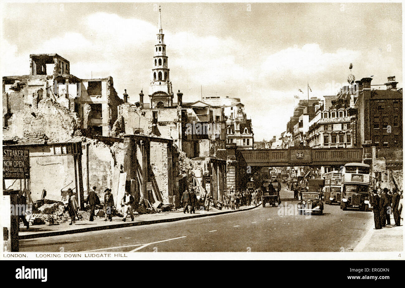Les dommages de la guerre à Londres : Ludgate Hill. Vue montrant les dommages causés à la rue par des bombardements allemands pendant la Seconde Guerre mondiale. Banque D'Images