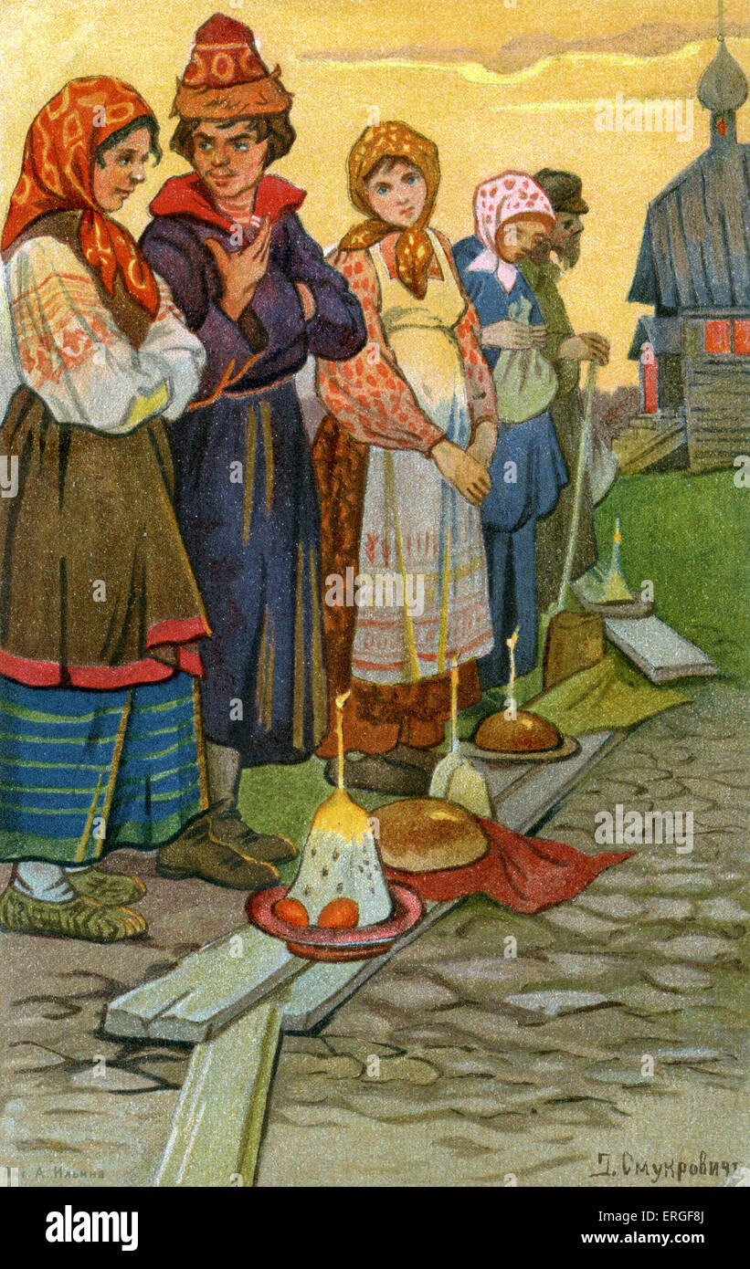 Célébrations de Pâques traditionnel, la Russie. C. 1900. Pain traditionnel (Kulich) et fromage paskha doux avec des bougies. Banque D'Images