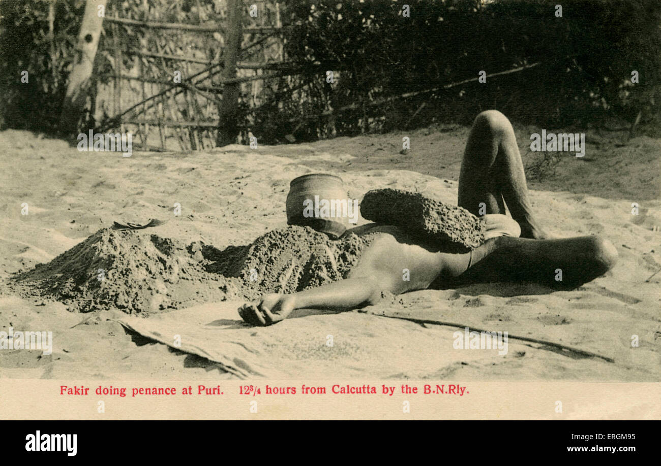 L'homme l'objet de la pénitence à Puri, en Inde. Photographie du début du xxe siècle. Sous-titre suivant "Fakir faire pénitence à Puri'. Banque D'Images