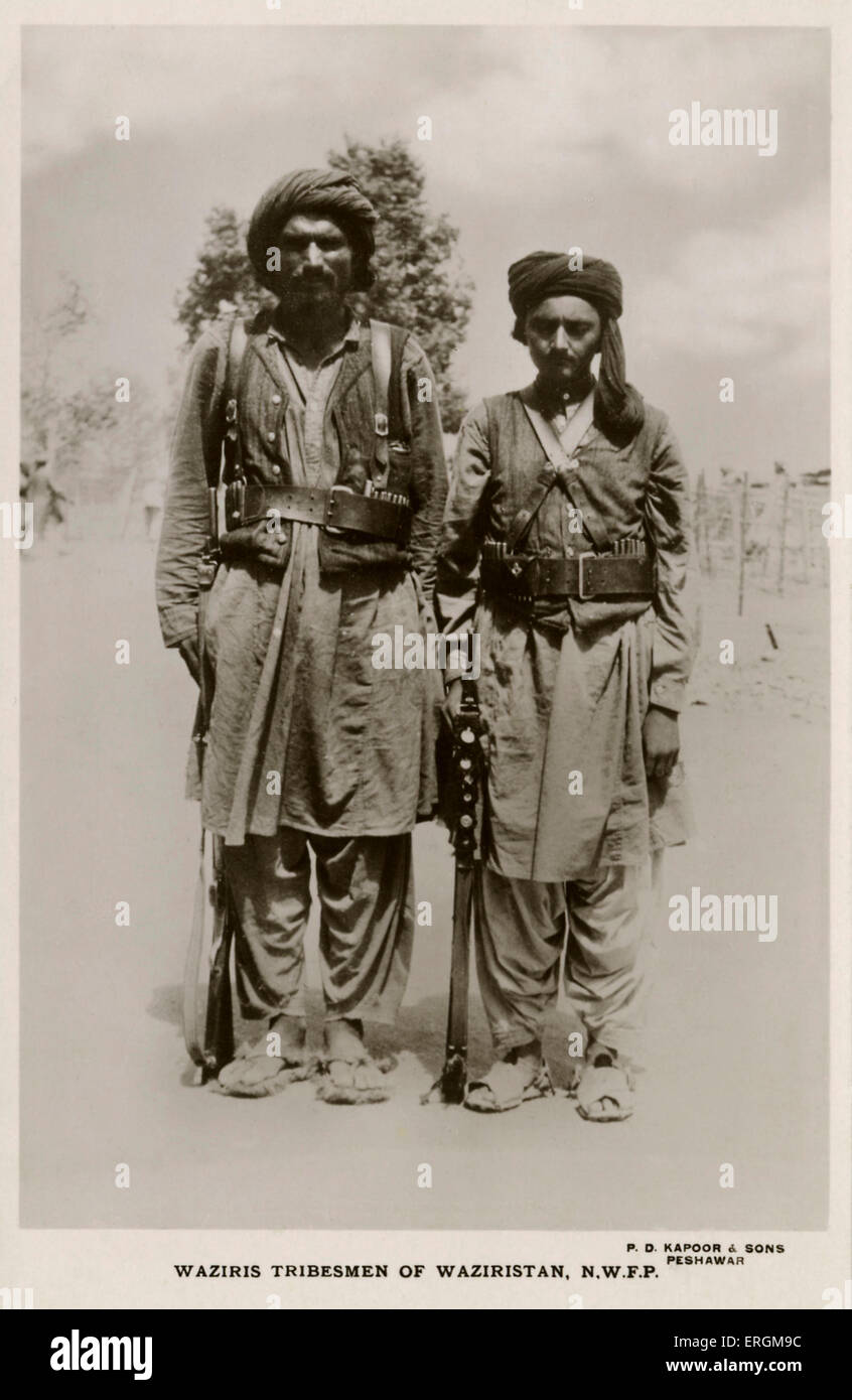 La tribu des Waziris Waziristan, Passage de la frontière du nord-ouest. Photographie du début du xxe siècle. Est une région montagneuse du Waziristan Banque D'Images