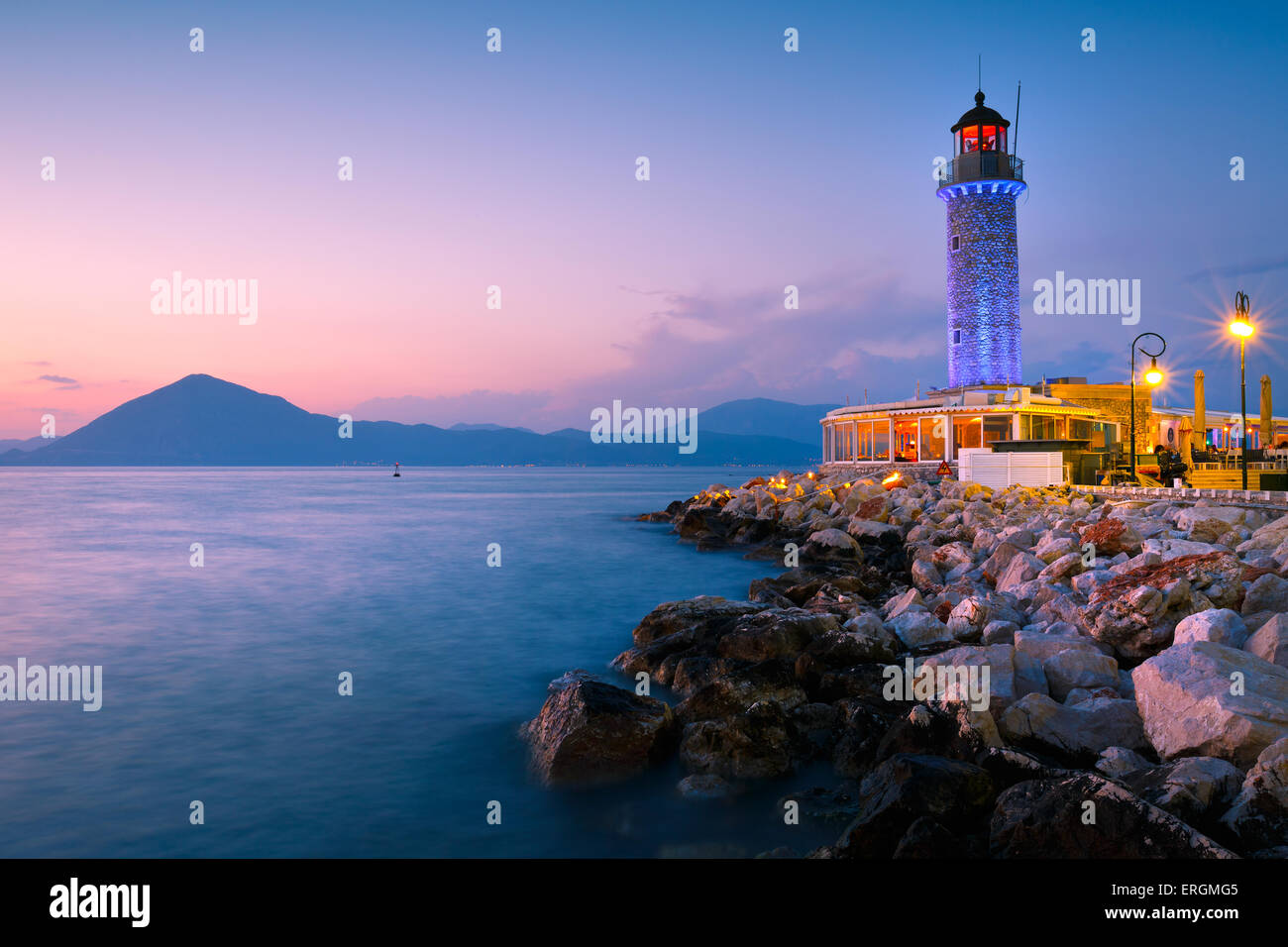 Leuchtturm à Patras, Grèce Photo Stock - Alamy