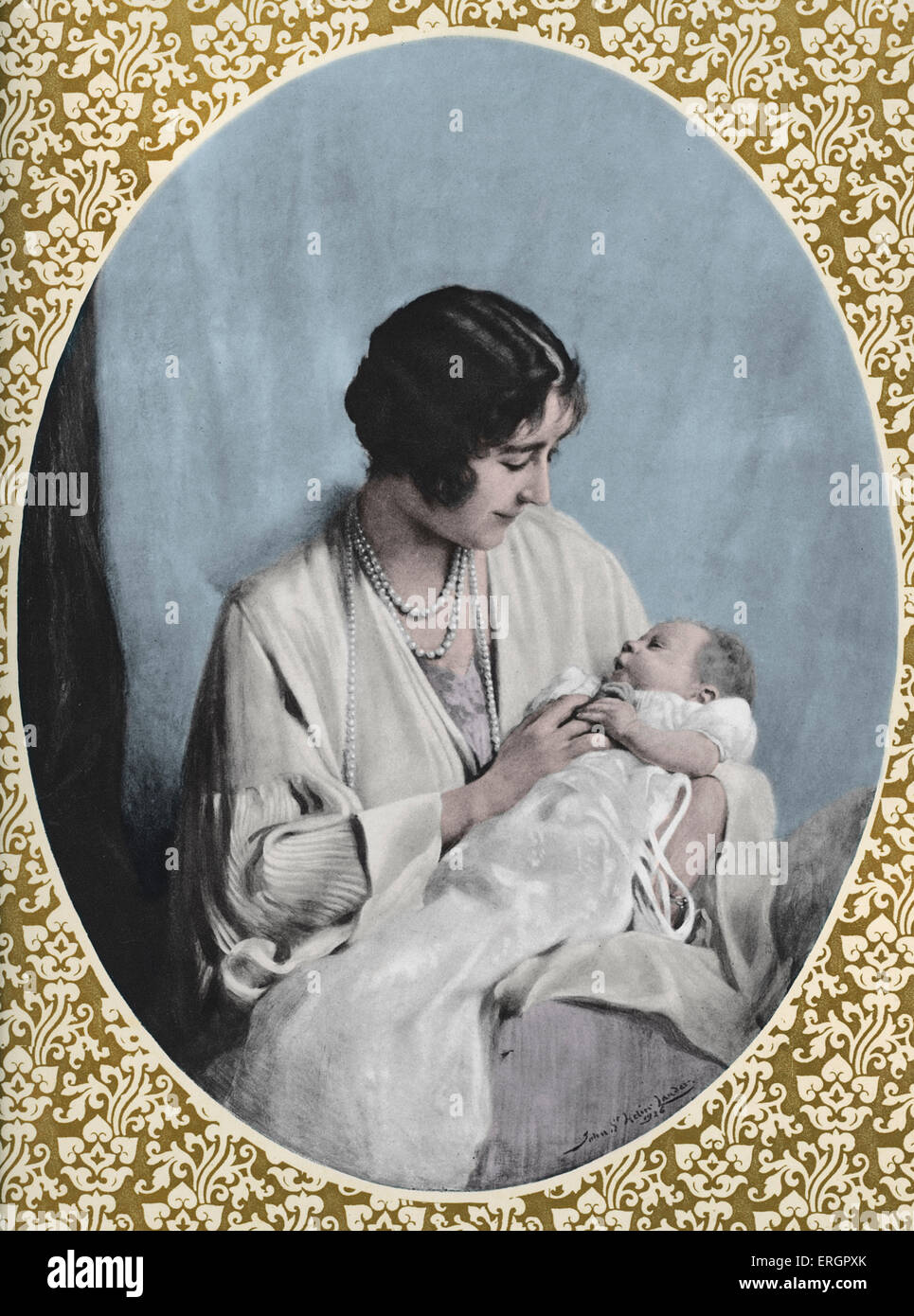 Portrait d'Elizabeth II (1926-) comme un bébé tenu par sa mère, Elizabeth (1900-2002). Après la peinture de John Helier Lander. Banque D'Images
