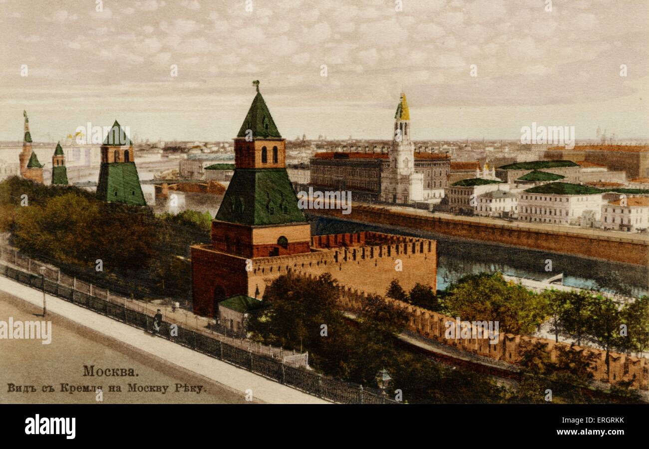 Vue du Kremlin de Moscou, au début du xxe siècle. Pre-Bolshevik, Pre-Revolution la Russie. Carte postale colorisée. Banque D'Images
