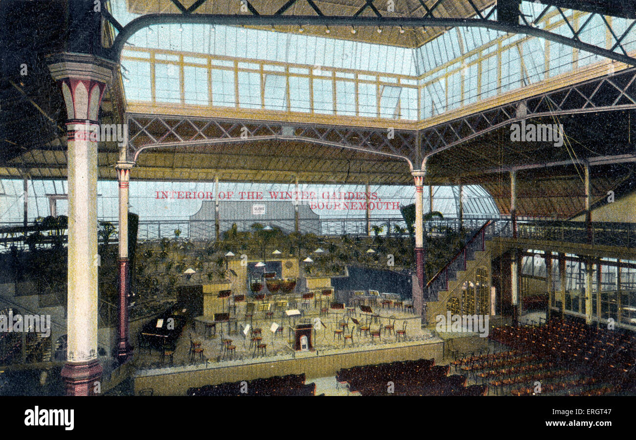 Jardins d'hiver de Bournemouth, de l'intérieur - Construit en 1875. Performance Center. Banque D'Images