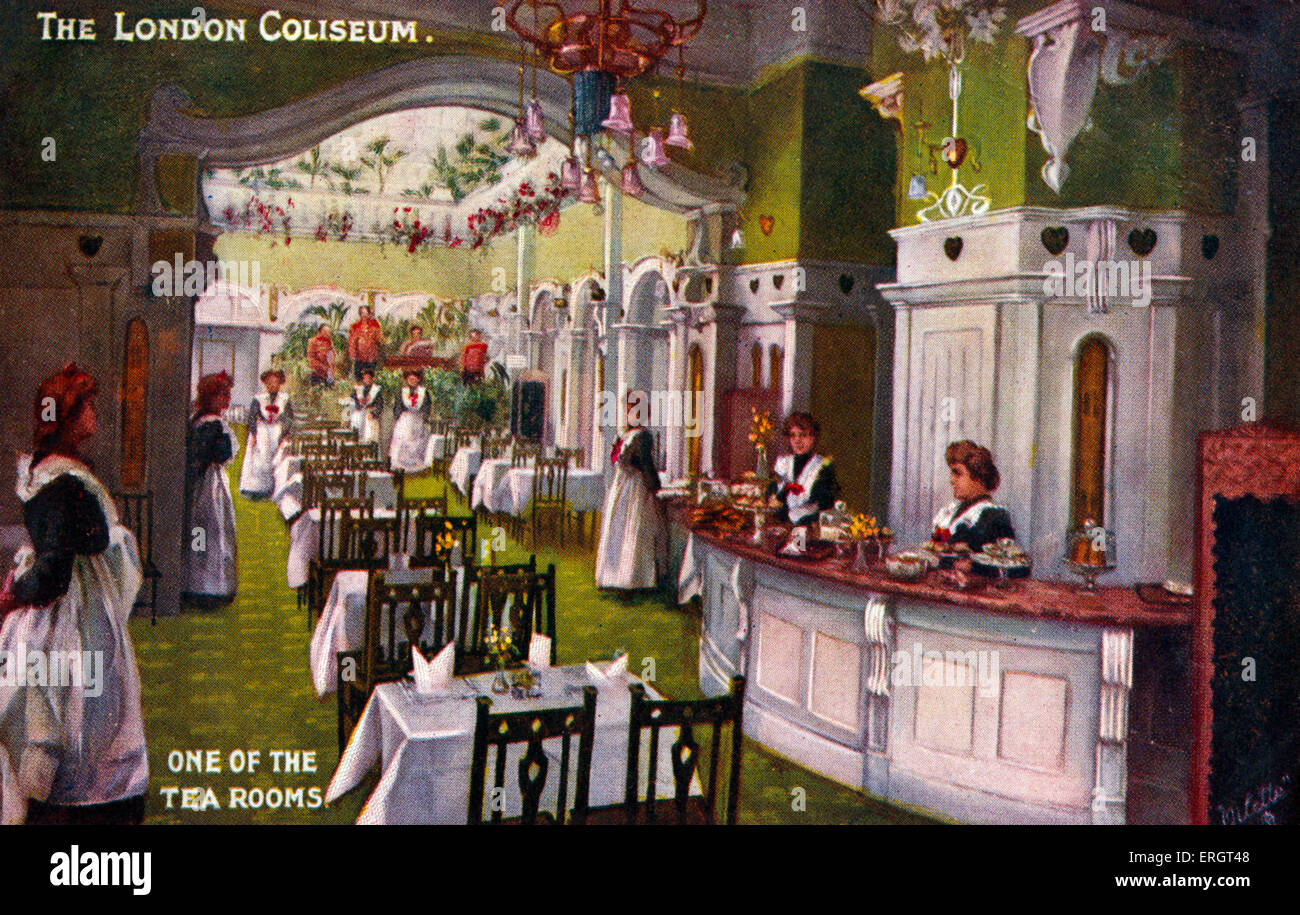 London Coliseum - Salon de thé, plus grand théâtre de Londres, accueil d'ENO. Conçu par Frank Matcham en 1904. Les Serveuses Banque D'Images