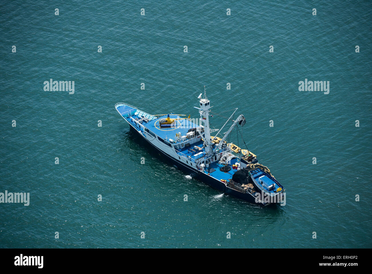 Vue aérienne de bateau de pêche au thon Banque D'Images