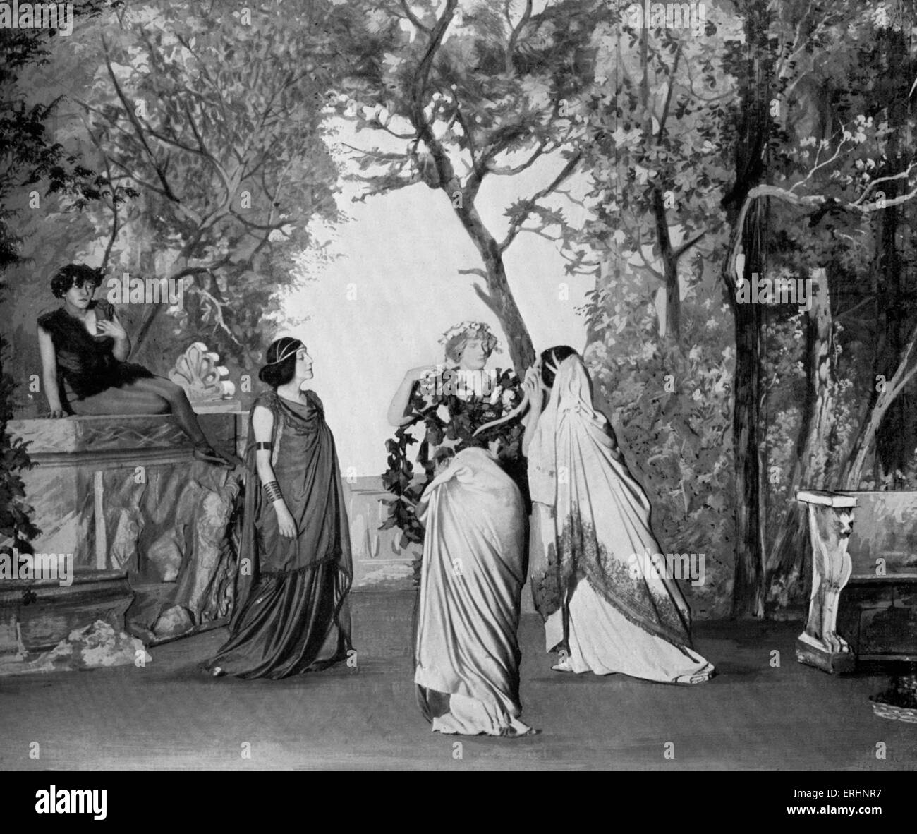 Colette - 1906 comme Le Petit Faune dans le désir, la Chimere et l'Amour au théâtre Mathurins. Sa performance a provoqué un scandale. Banque D'Images