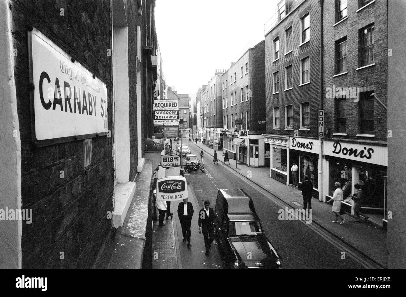 Carnaby Street, Londres, 22 août 1965. Banque D'Images