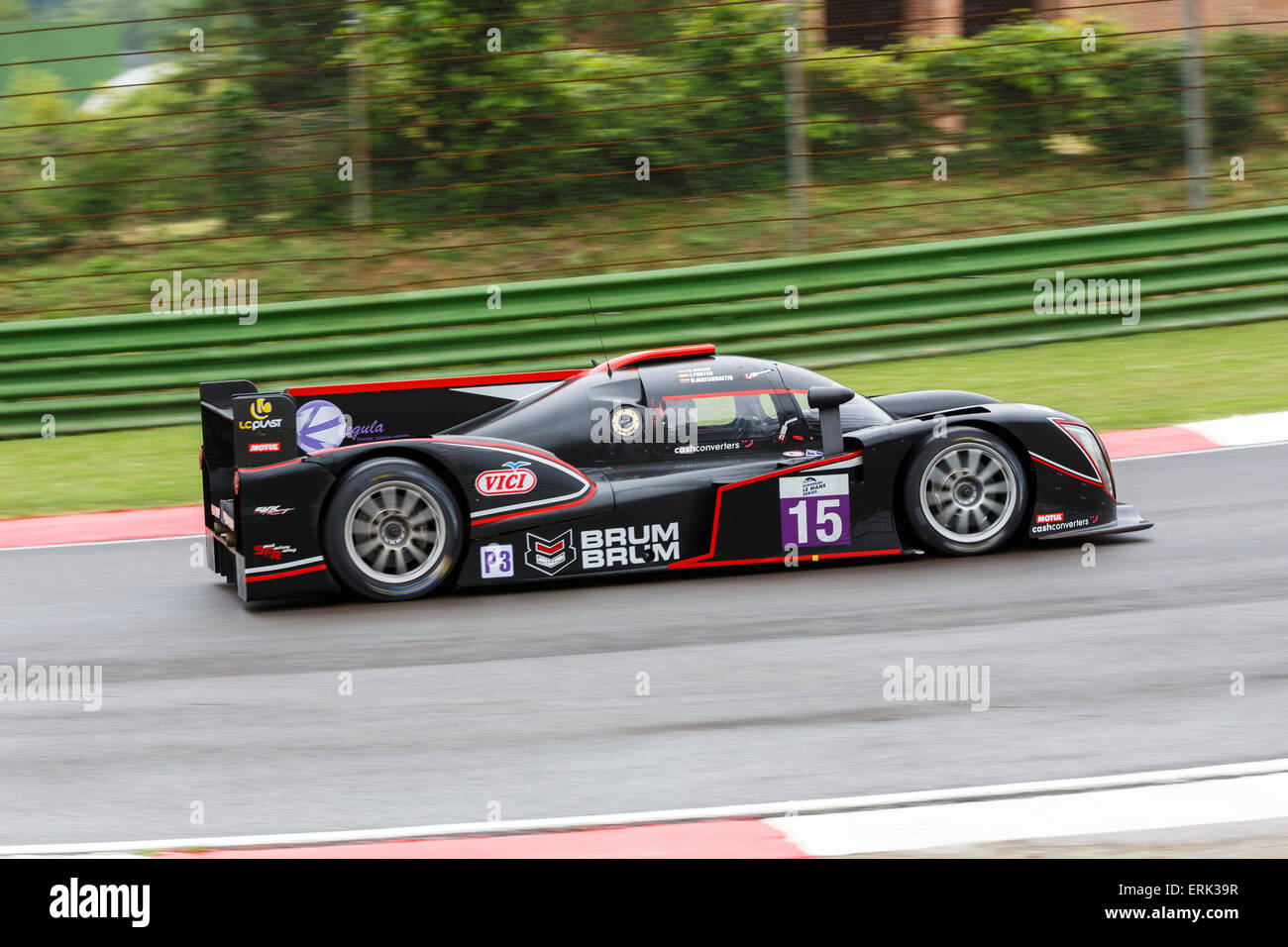 Imola, Italie - 16 mai 2015 : Ginetta - Nissan de SVK par vitesse équipe d'usine, en action au cours de l'European Le Mans Series Banque D'Images