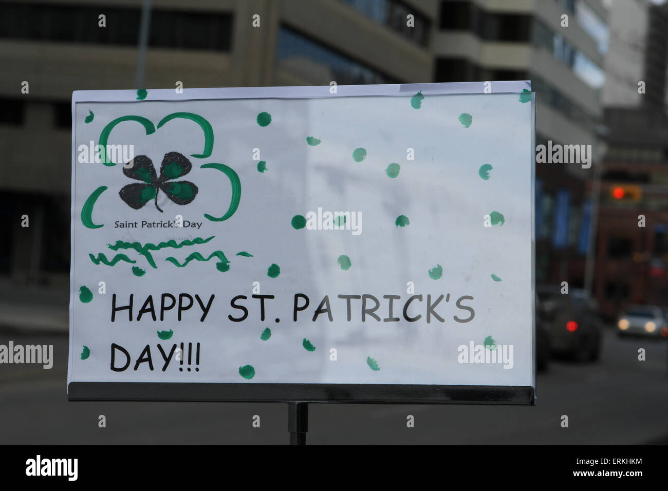 St Patrick's Day greeting et rack chiffons vert Banque D'Images