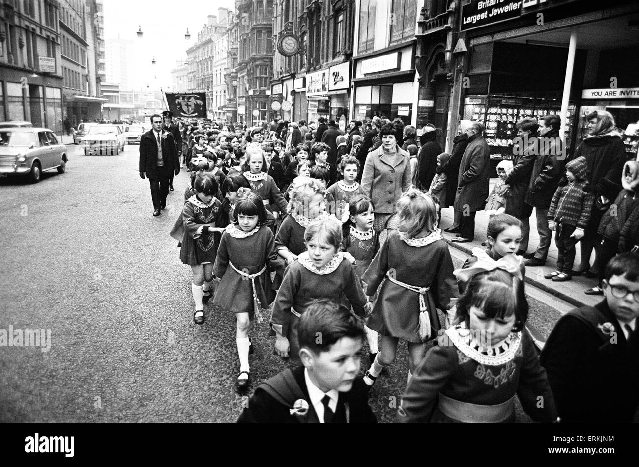 St Patrick's Day Mars, Birmingham, 16 mars 1969. Banque D'Images