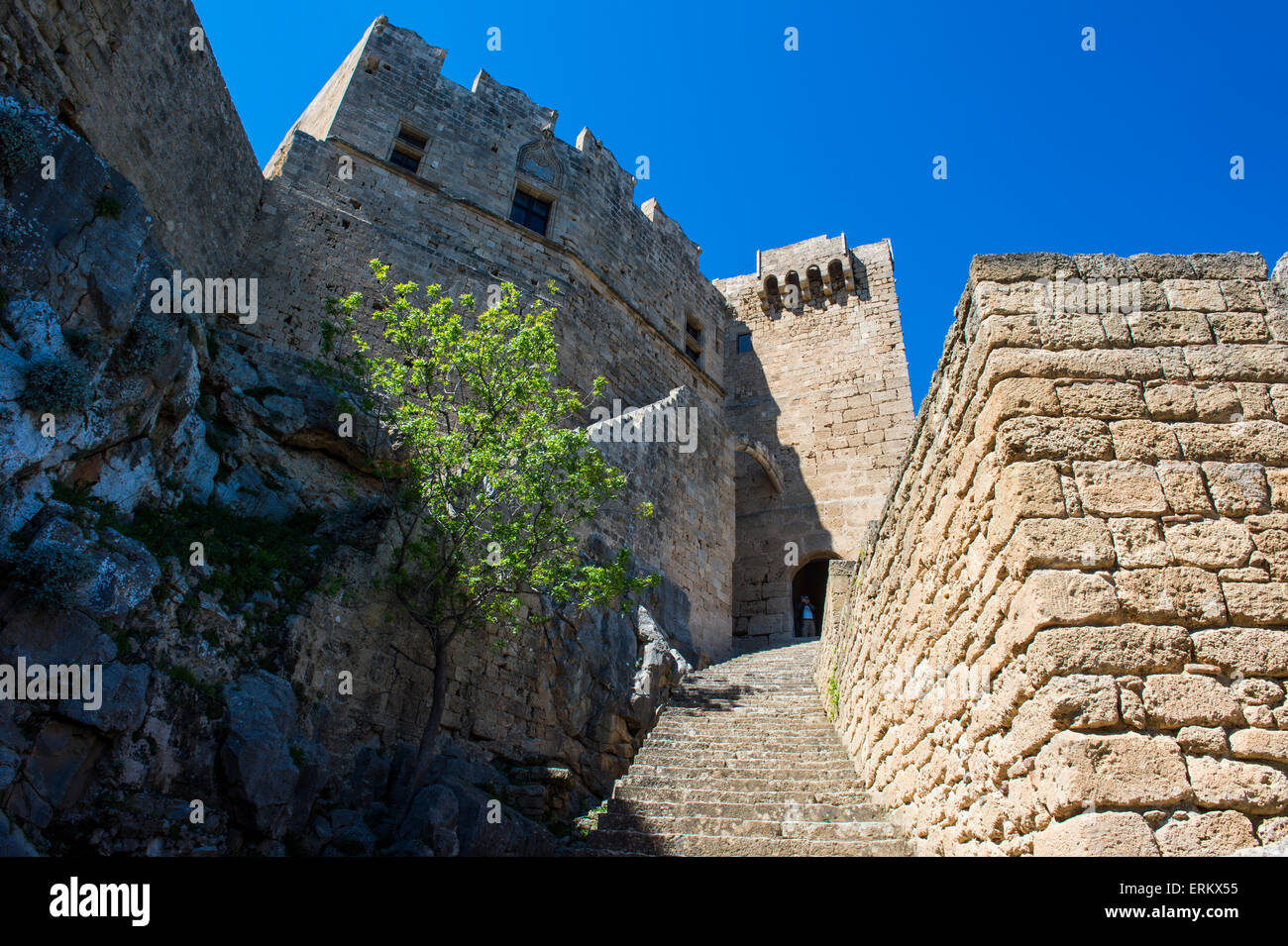 L'Acropole de Lindos, Rhodes, Dodécanèse, îles grecques, Grèce, Europe Banque D'Images