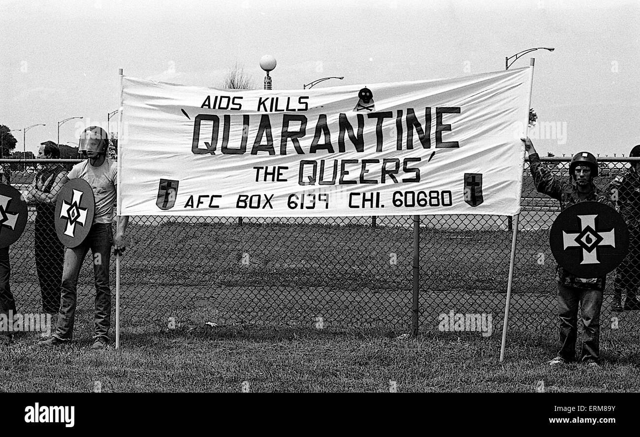 Chicago, Illinois, USA 29 juin 1986 Lincoln Park, Chicago, KKK protestation dans le quartier chic de Chicago's côté nord. C'était à la fin de la Gay Pride annuelle Day Parade. Banque D'Images