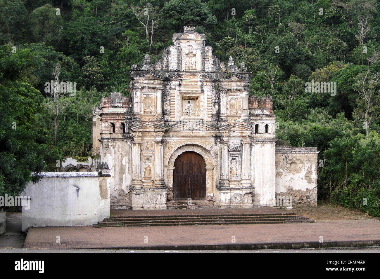 Ruines de l'église d'Antigua Guatemala, La Ermita de la Santa Cruz ruins Banque D'Images