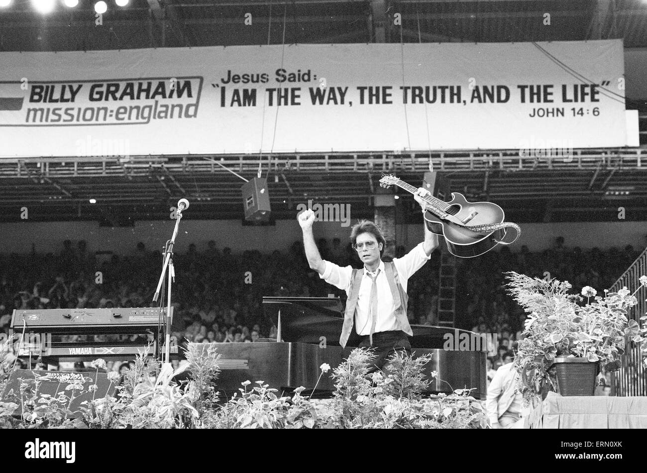 Billy Graham, évangéliste chrétien américain, Mission Angleterre Croisade, Villa Park, Birmingham, le 6 juillet 1984. Invité spécial, singer, Cliff Richard. Banque D'Images