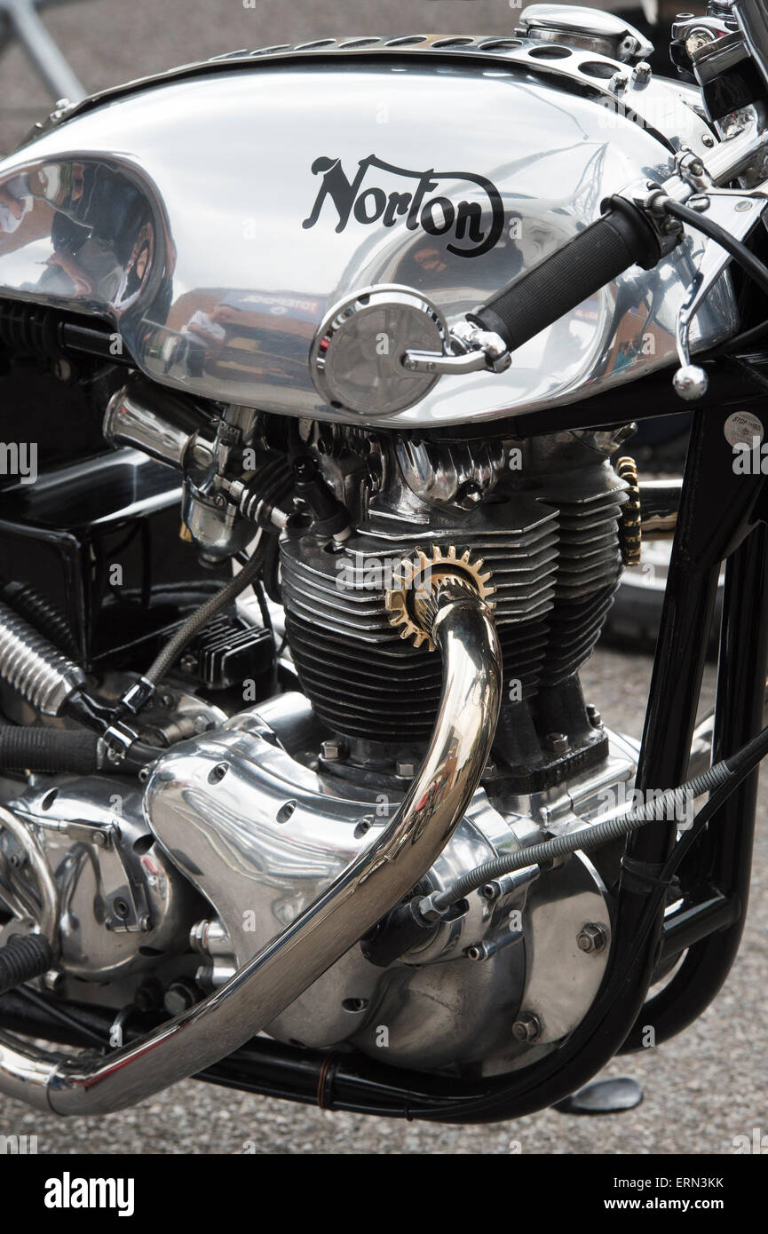 Norton Cafe Racer moto. Moto classique britannique Banque D'Images