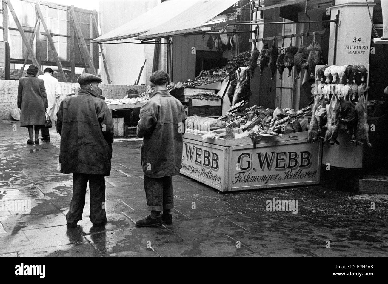 Une journée dans la vie de Shepherd's Bush Market, 1948 Banque D'Images