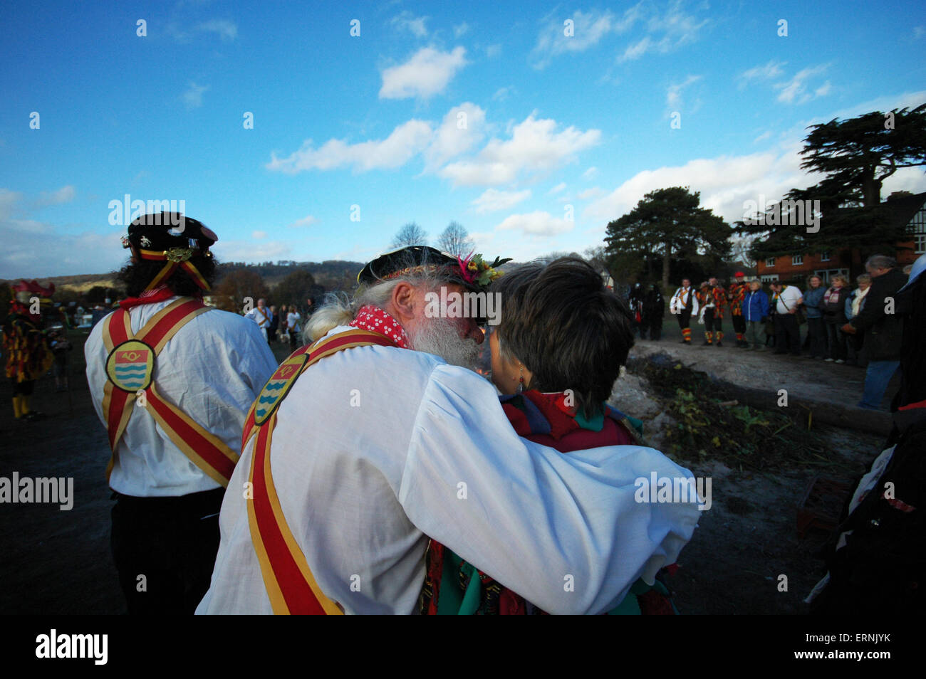 Danseurs Morris à Surrey, Angleterre Banque D'Images