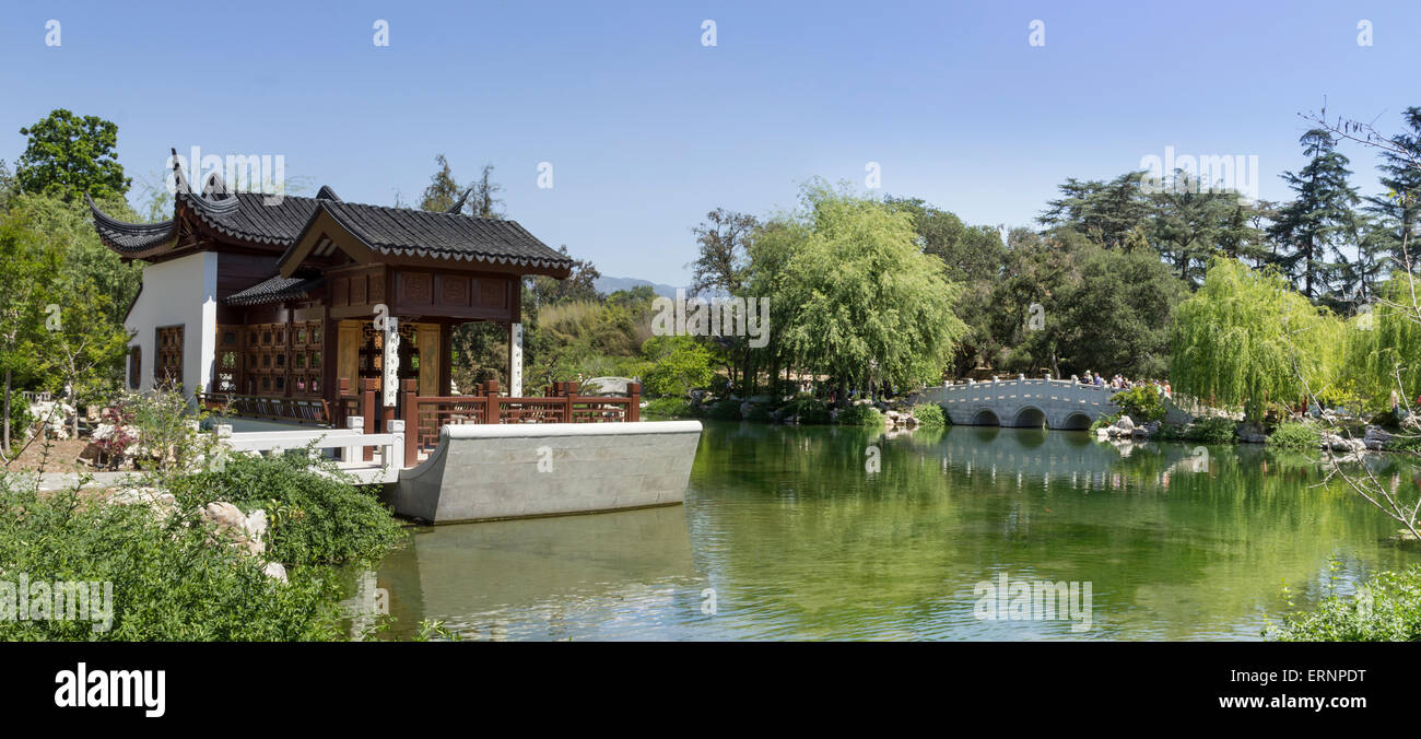 Vue panoramique du jardin chinois au Jardin botanique de Huntington en Californie du Sud Banque D'Images