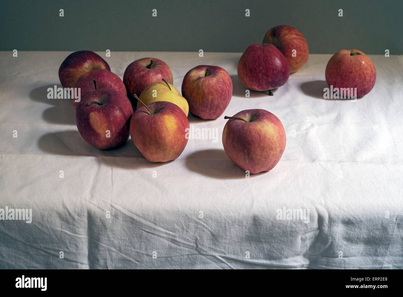 Toujours simple vie de pommes rouges. Copy space Banque D'Images