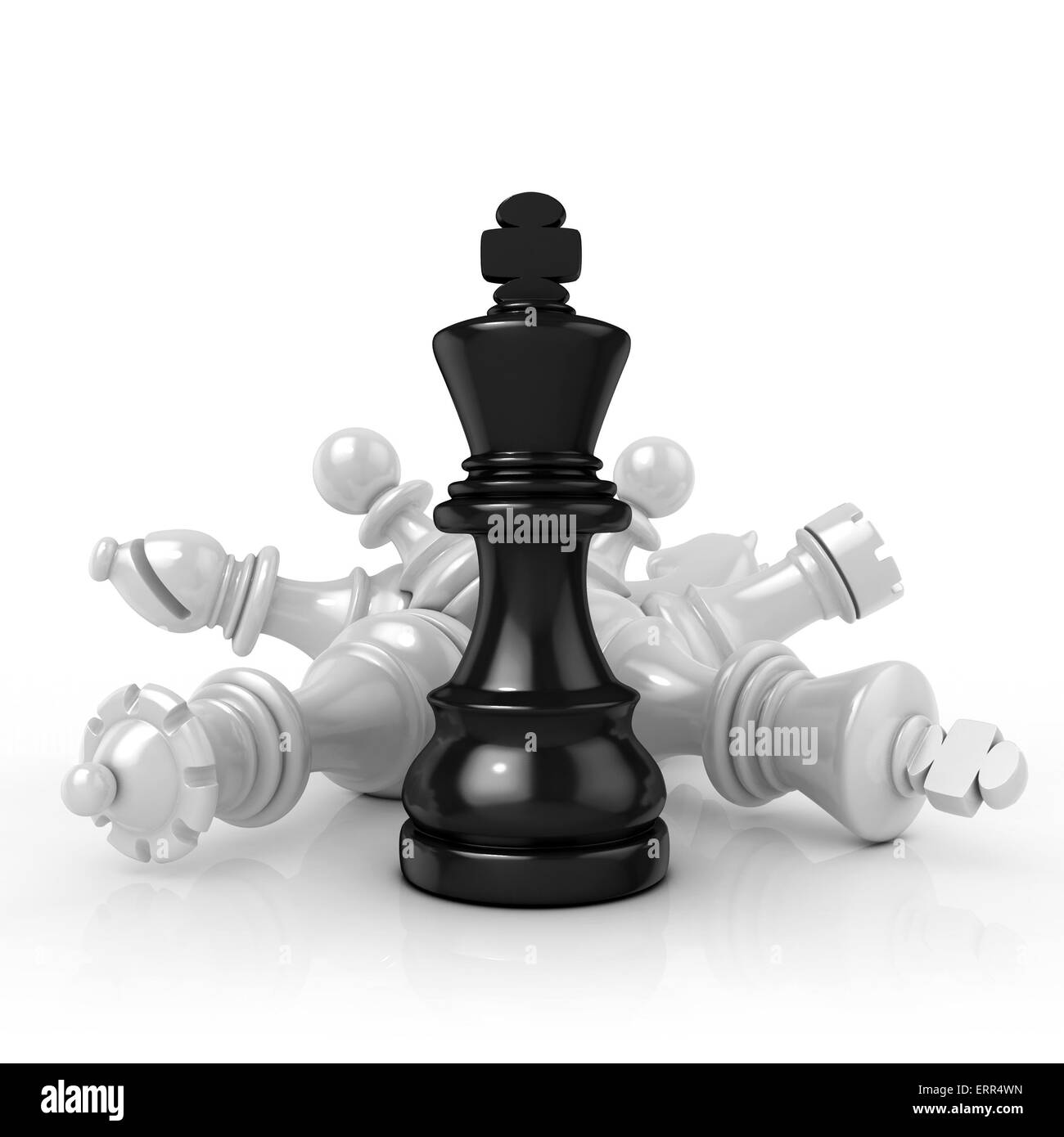 Roi noir debout au-dessus de pièces d'échecs noir tombé, isolé sur fond blanc Banque D'Images