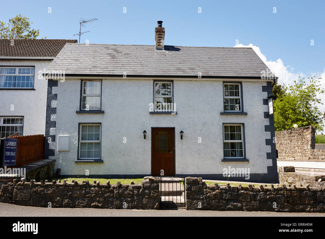 Vieille maison traditionnel blanchi à la maintenant un bed and breakfast à tydavnet comté de Monaghan en république d'Irlande Banque D'Images