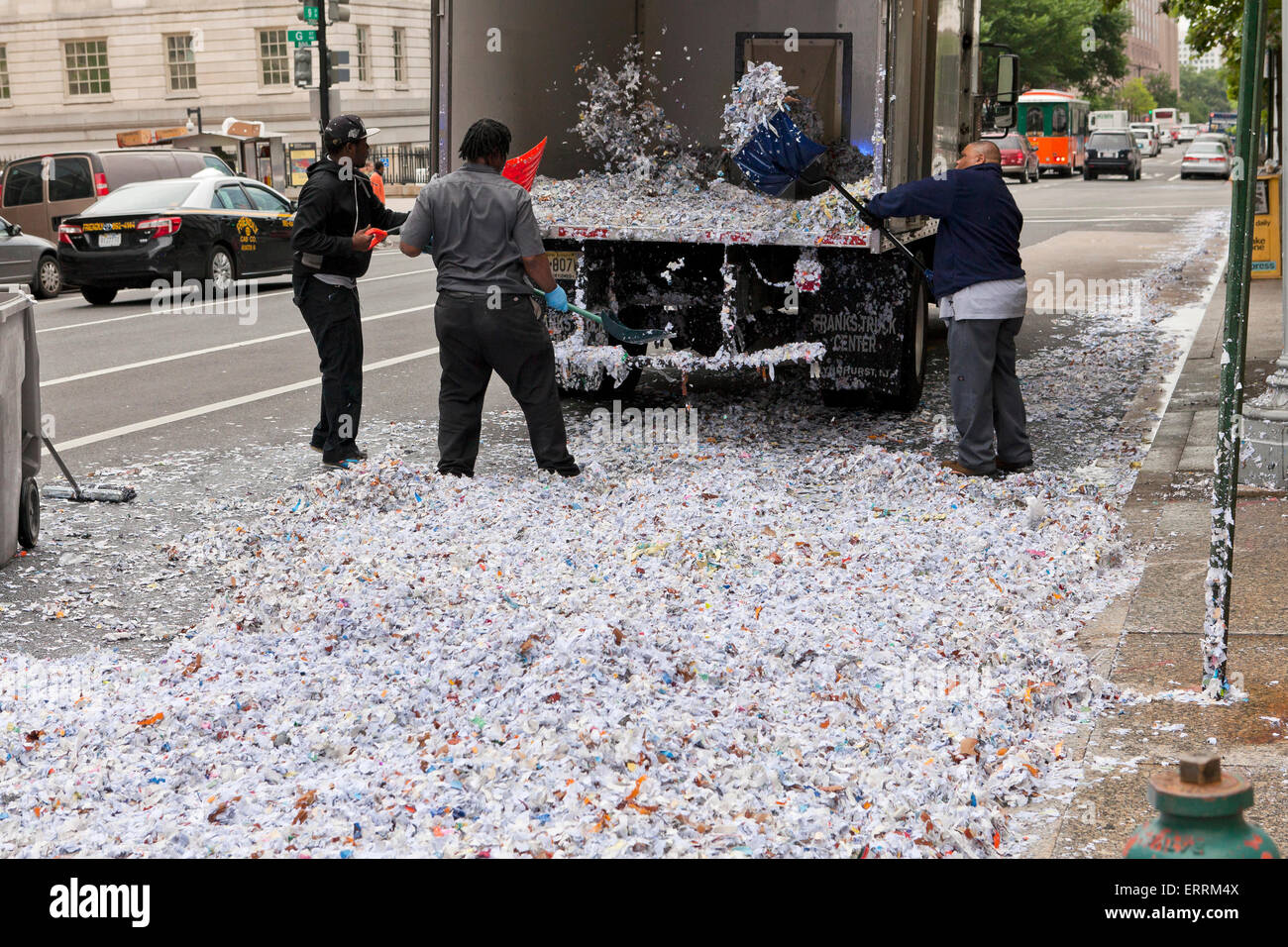 Accident de camion de déchiquetage de papier de bureau - Washington, DC USA Banque D'Images